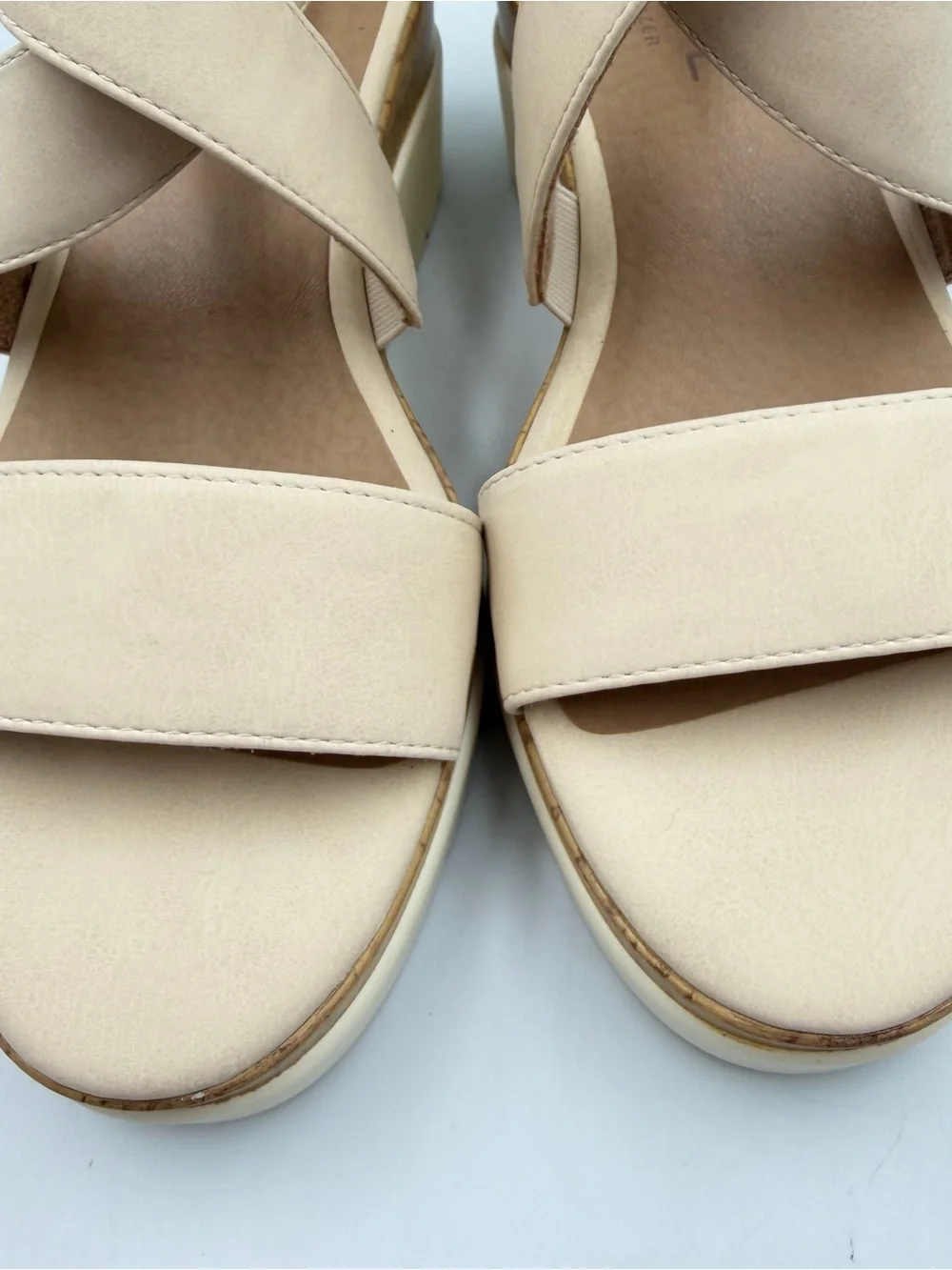 Soul Naturalizer Goodtimes Wedge Criss Cross Straps Womens 7.5W Back Zip